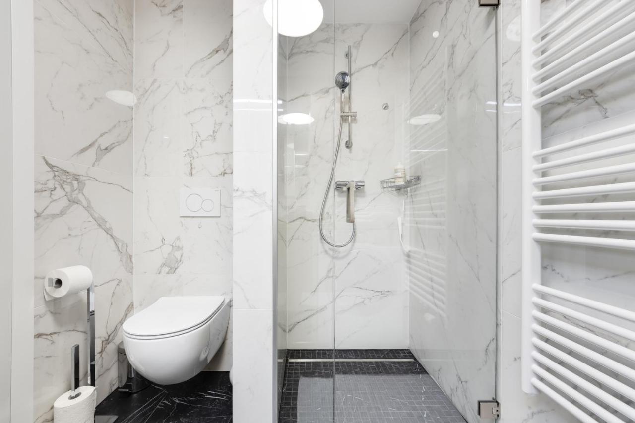 Central Apartment With Private Garage Ljubljana Ngoại thất bức ảnh