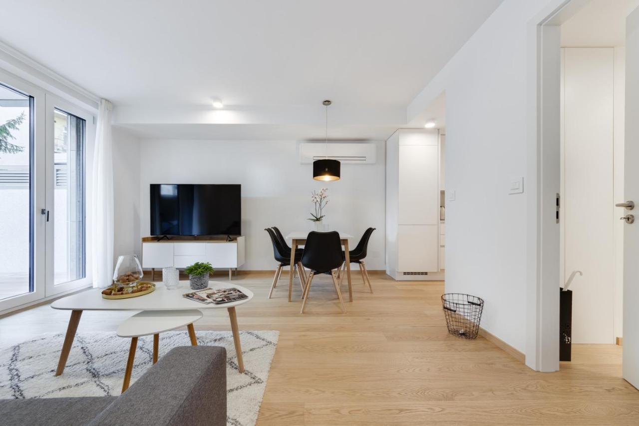 Central Apartment With Private Garage Ljubljana Ngoại thất bức ảnh