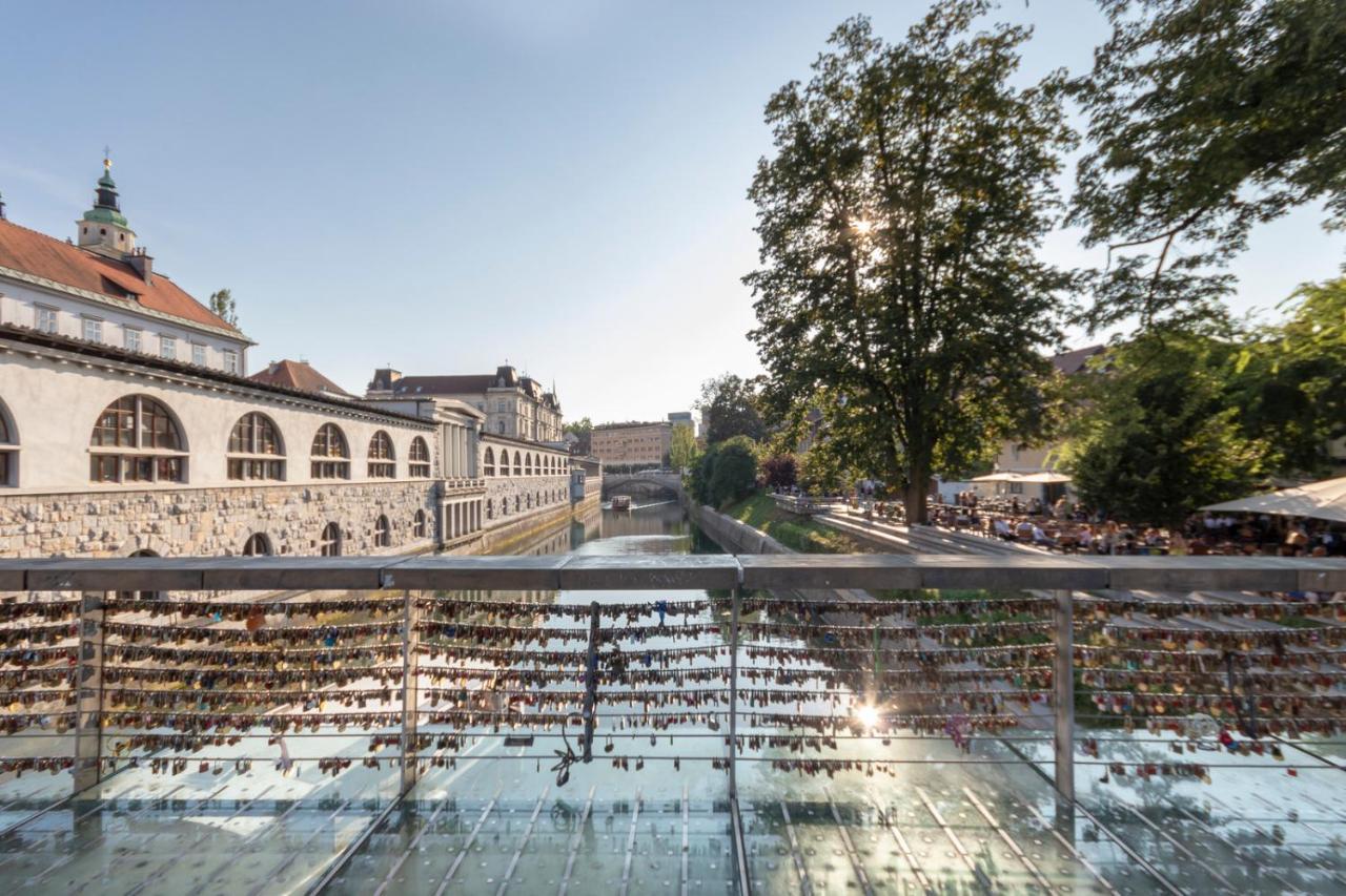 Central Apartment With Private Garage Ljubljana Ngoại thất bức ảnh